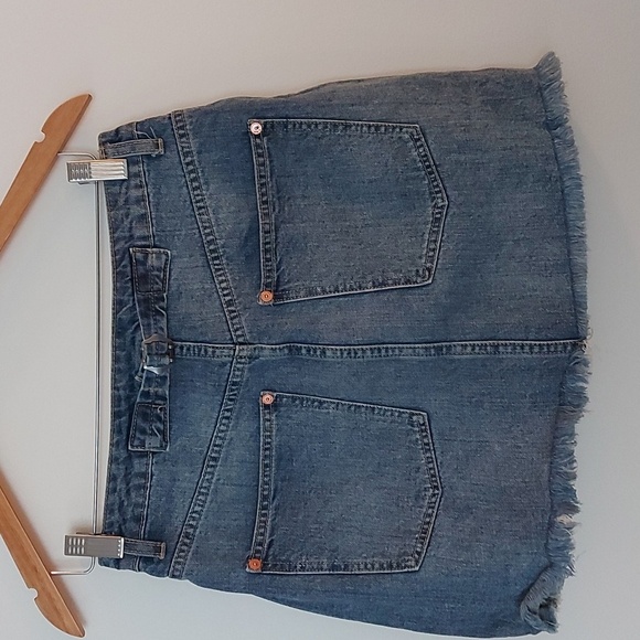 We The Free Denim Mini Skirt Distressed with Raw Hem Size 26 - Picture 2 of 7